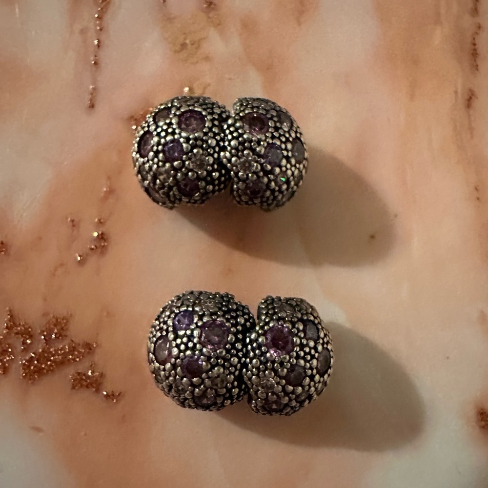 Pandora cosmic star clips